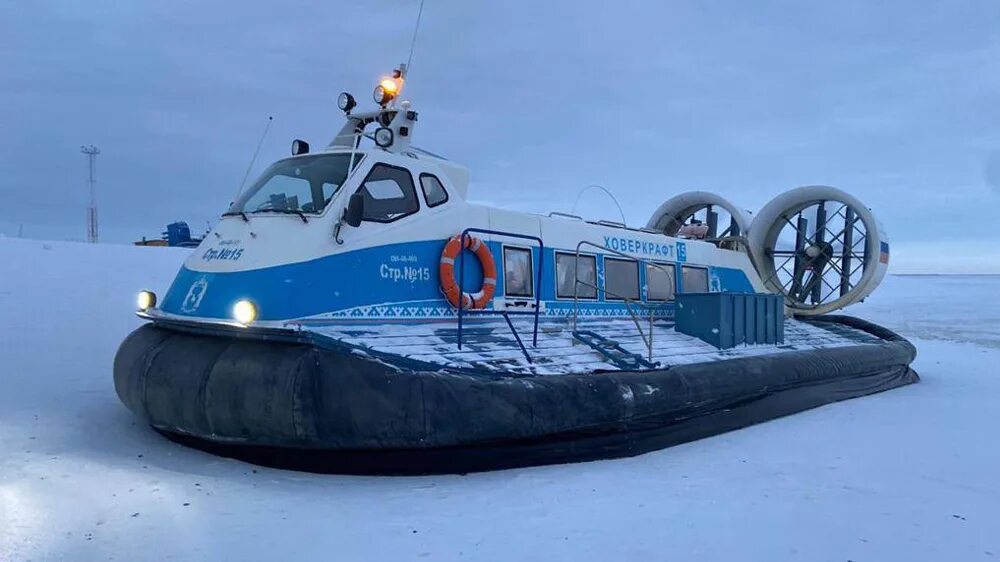 Транспортные лабытнанги. Воздушная подушка Салехард Лабытнанги. Переправа Салехард Лабытнанги. СВП Мираж 11. Судно на воздушной подушке Лабытнанги.