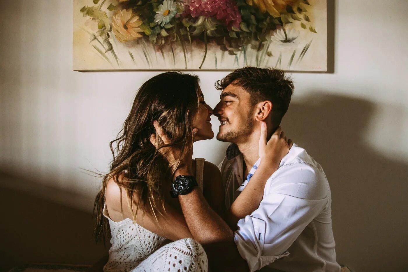 Стих любви достойна только мать. Достойная любовь. Любви достойна только мама. Достойная любовь. Люби достойно.