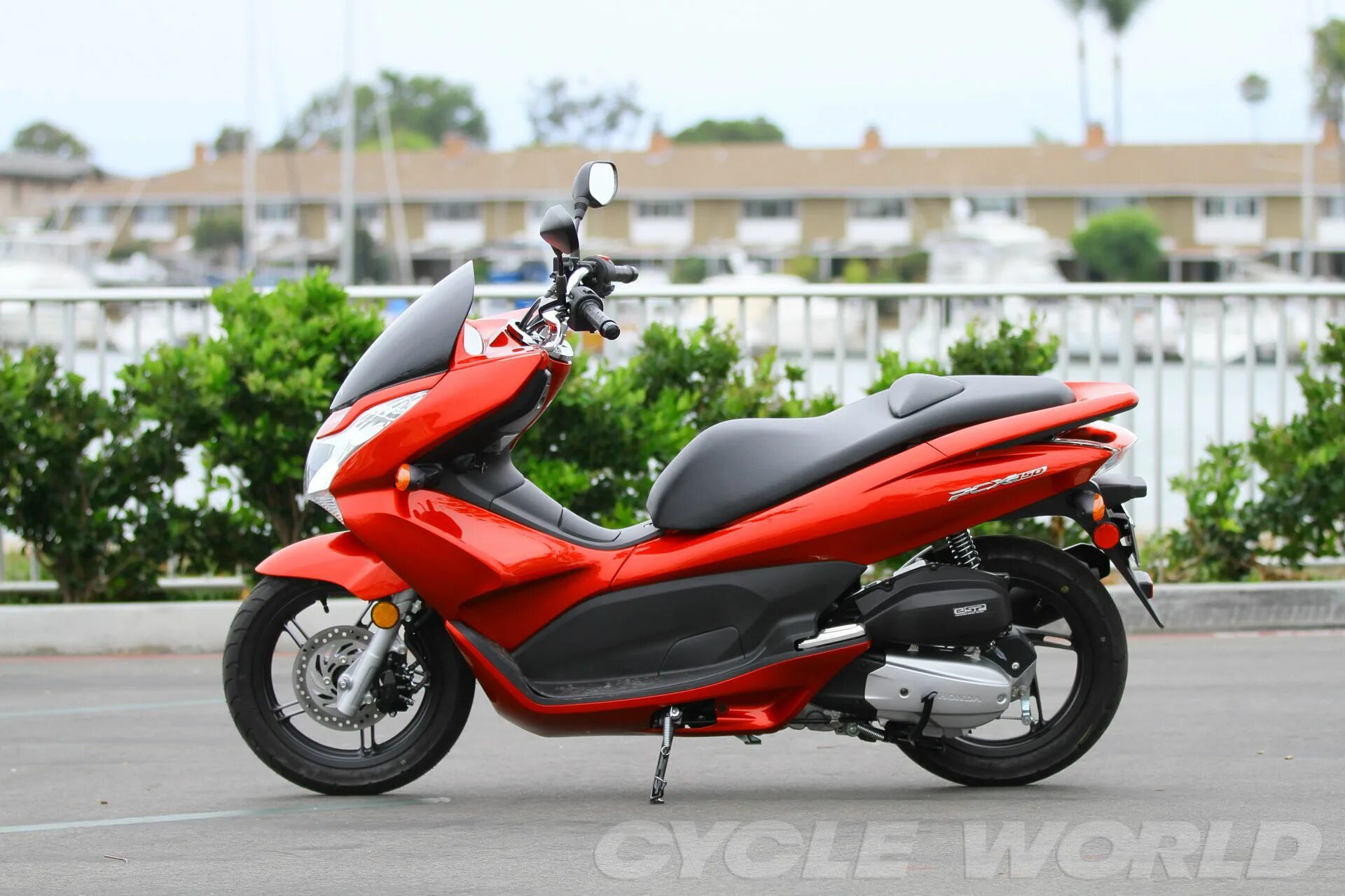 Хонда PCX 150. Скутер Honda PCX. Хонда ПСХ 150. Мопед Хонда PCX 150. Скутер хонда х