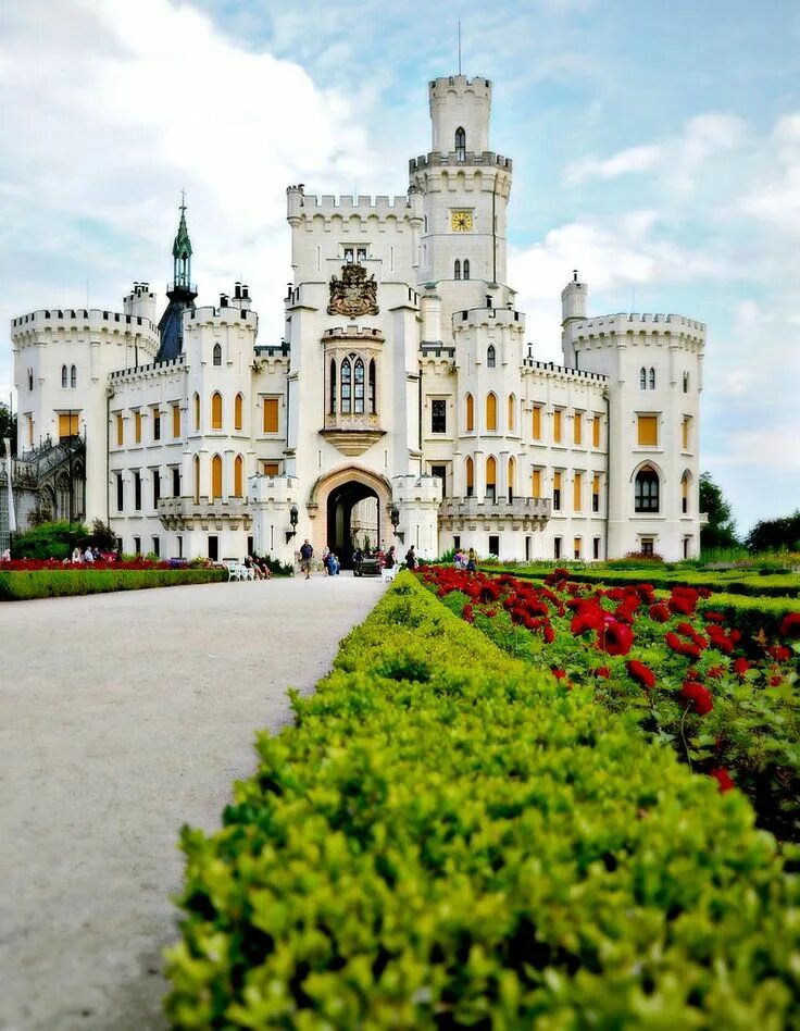 Глубока над влтавой. Замок white castle. Замки бел. Замки бел. Звс 2 замок.
