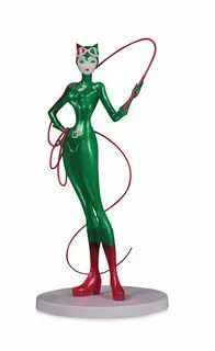 DC Artists Alley Catwoman Holiday Variant PVC Figure By Sho Murase - Walmar...