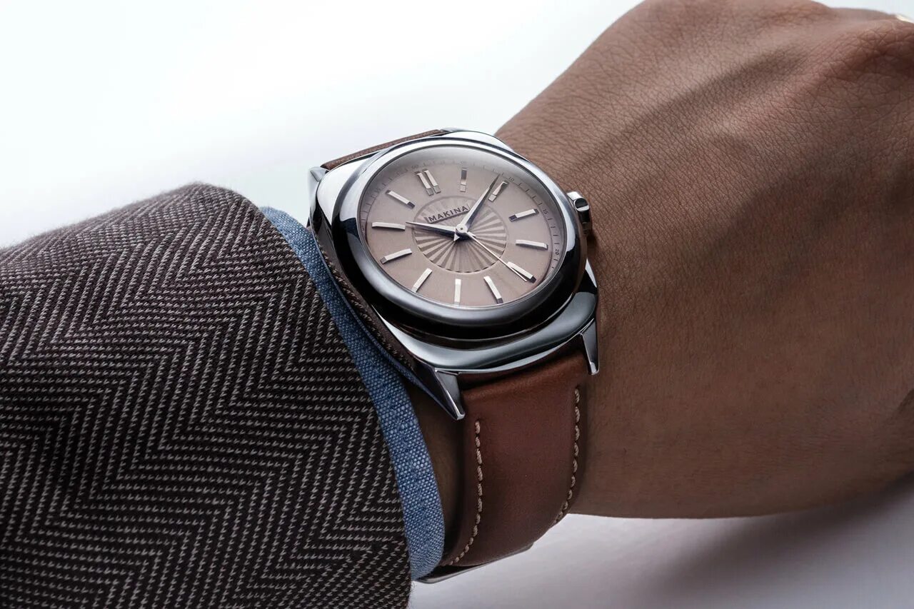 Shape watch. Shape watch