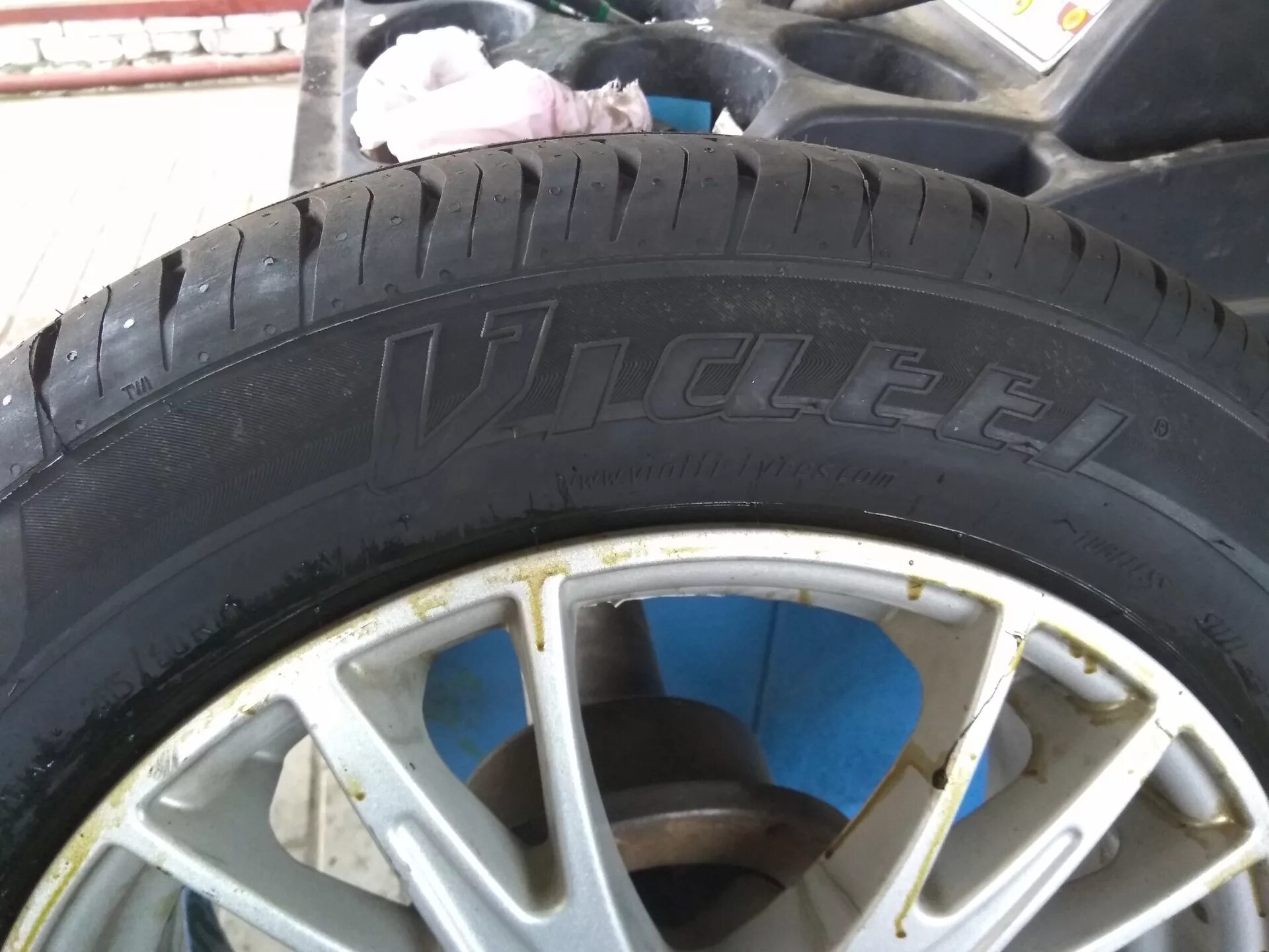 Виатти шины лето 17. Виатти страда Ассиметрико 130 205 55 16. 205/60r16 v-130. 205 60 R16 Viatti летние. Шина Viatti strada (v-130) 205/60 r16 92v.