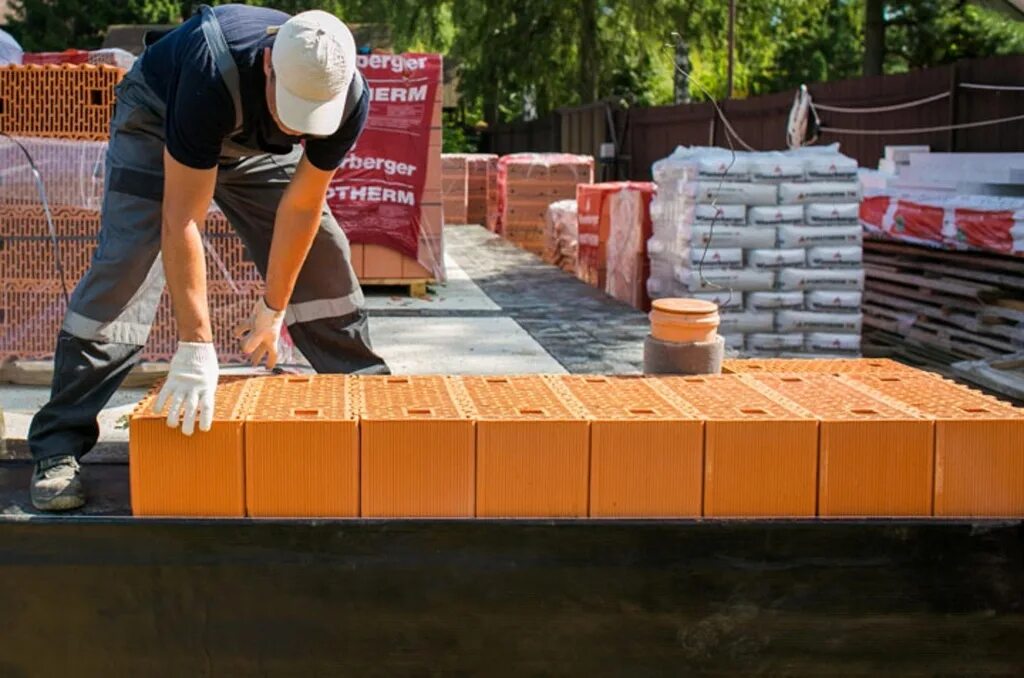 Blocking construction