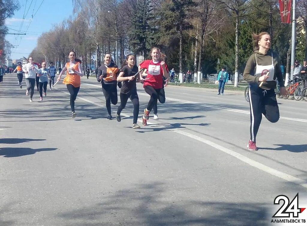 Пожарно прикладной спорт вологда 1992. Пагөда хабаровск. Череповец климат. Чск череповец. Первомайская эстафета чита 2022.