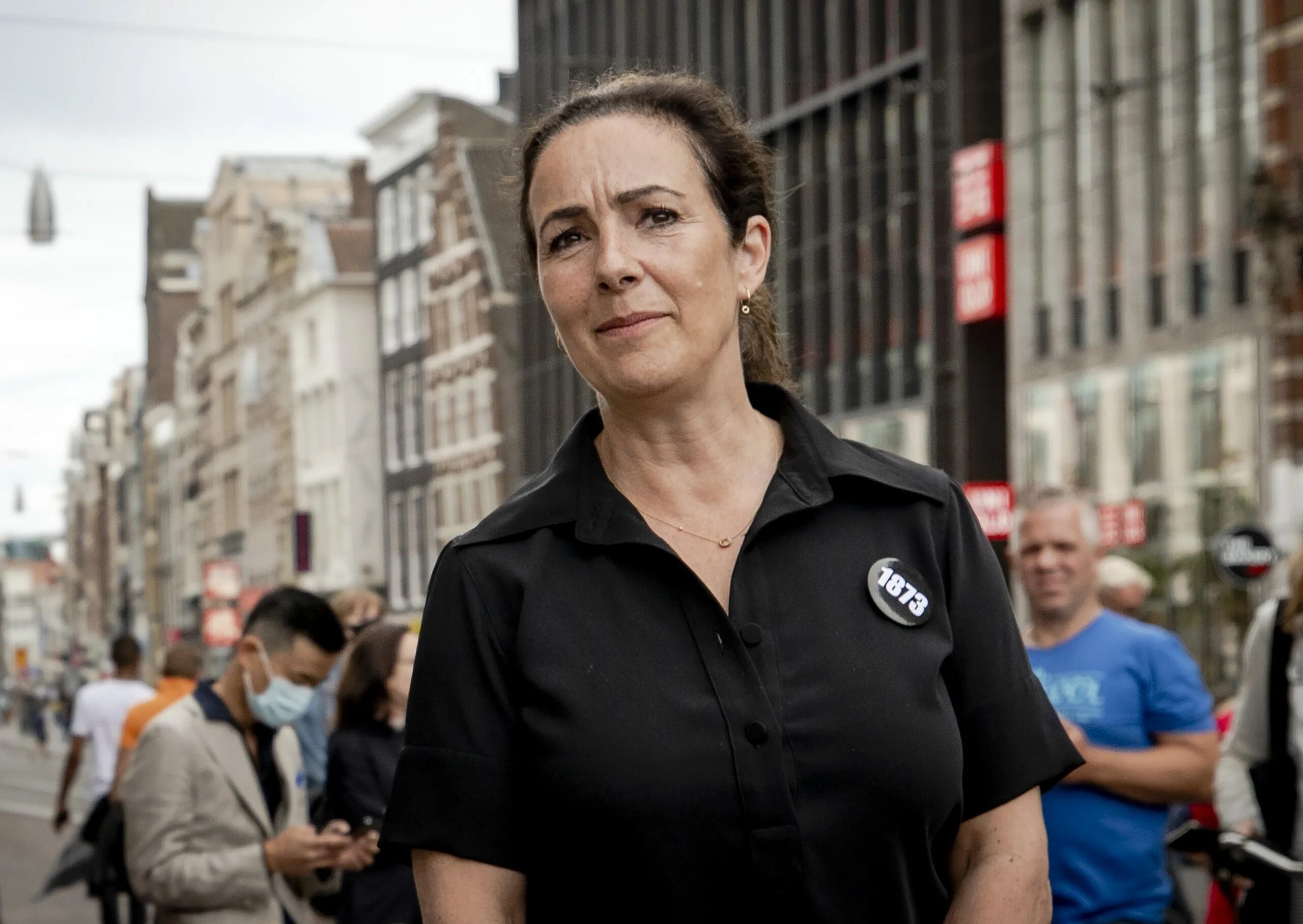 Мэр амстердама. Мэр амстердама. Фэмке халсена мэр амстердама. Фемке халсема мэр амстердама. Мэрибель халсема.