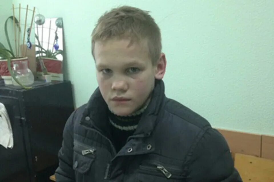 Кринжовые мальчики. Лысая прическа для мальчиков. Фото на аву для парней. Фото 11 летнего парня. Кринжовые мальчики.