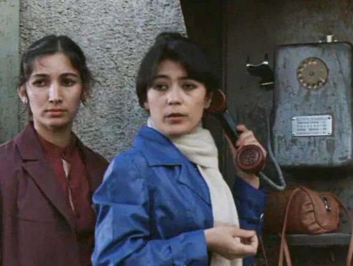 случай в аэропорту фильм. песня из кинофильма случай в аэропорту. песня из кинофильма случай в аэропорту. случай в аэропорту фильм. «случай в аэропорту» (1987, «таджикфильм»).