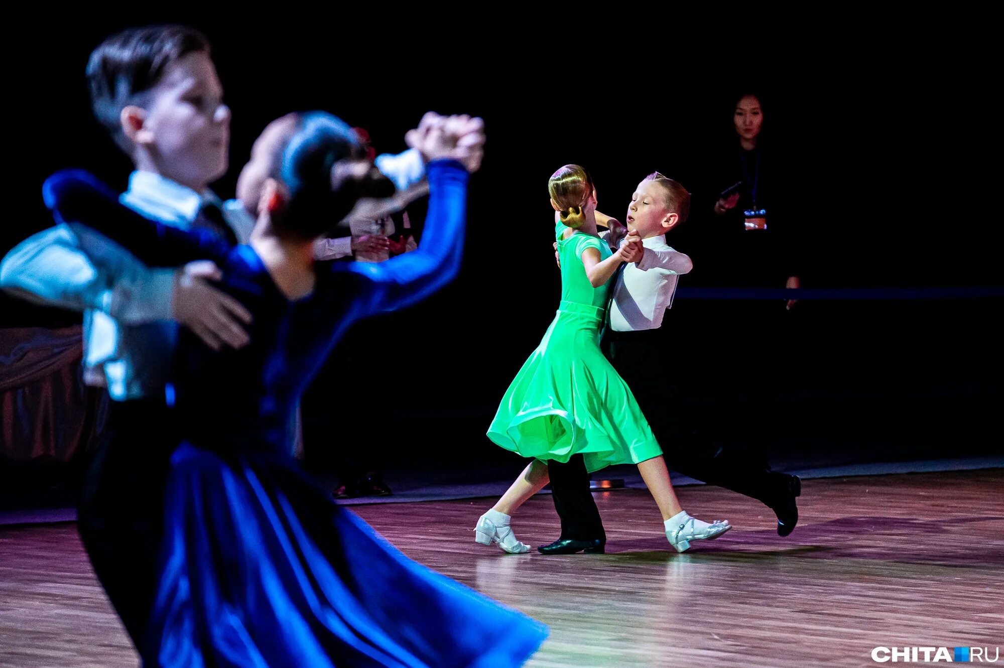 Спортивные танцы. Танцы фото. Бальные танцы. Спортивные бальные танцы. Гала концерт южно сахалинск