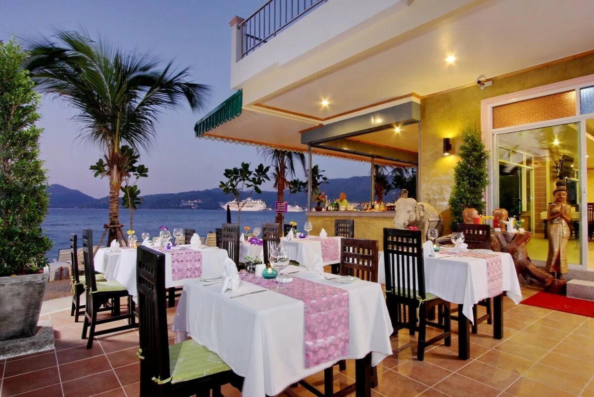 Tri trang beach resort 4 пхукет. Транг бич резорт спа. Tri trang. Тритранг отель пхукет пляж. Tri trang.