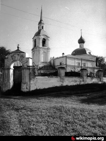 Храм александры и антонины кострома. Церковь в селище Кострома. Церковь Александра и Антонины в селище. Селище Кострома Церковь до революции. Храм Александра и Антонины Кострома.