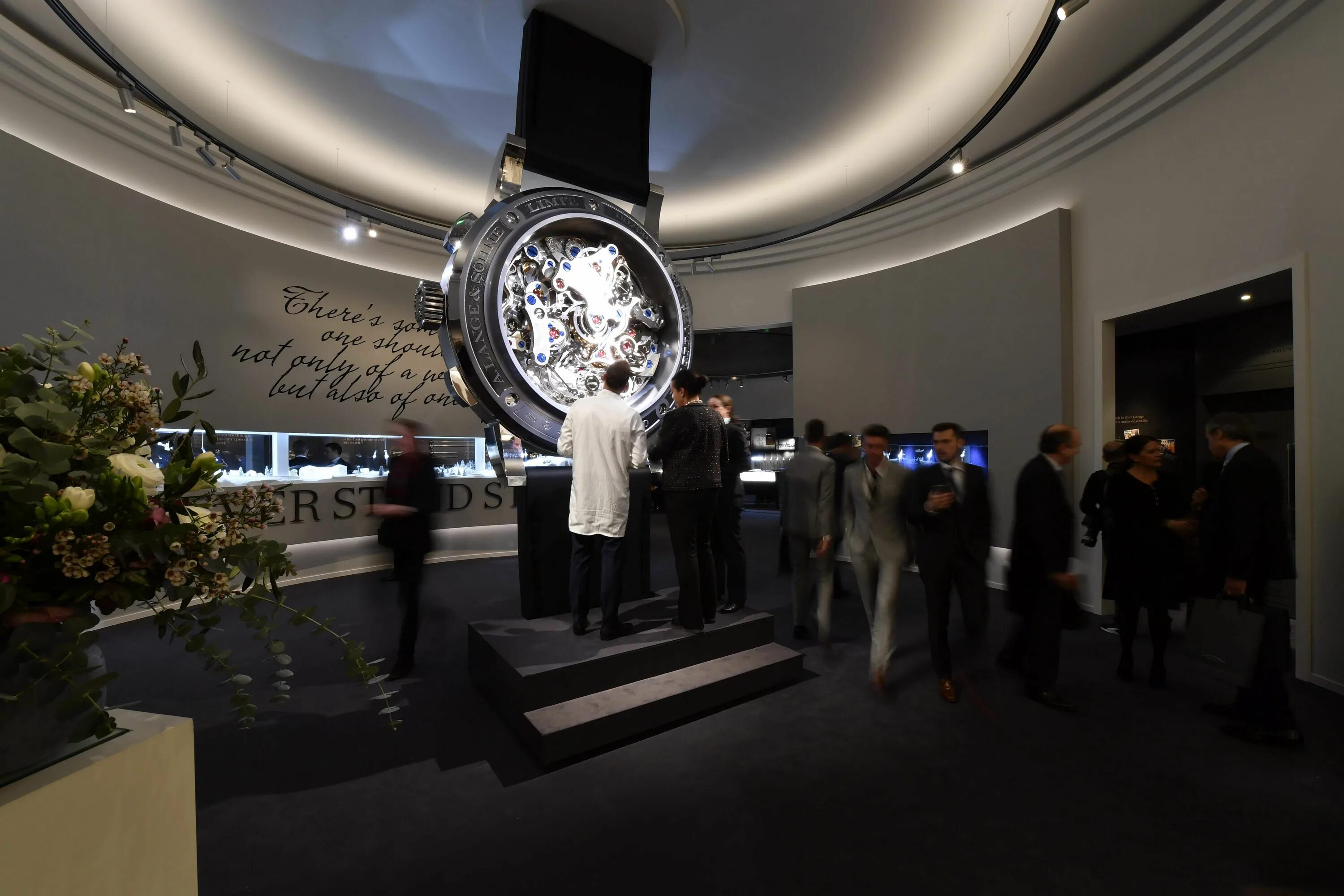 Watches and wonders. Часовая выставка. Часы бизнес. Basel/SIHH 2018. Часовая выставка Geneva 2023 Rolex.