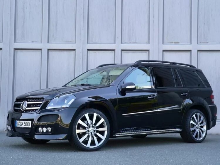 Диски gl 164. Мерседес gl 164. мерседес gl x164. mercedes gl500 x164. мерседес-бенц gl 164 tuning.