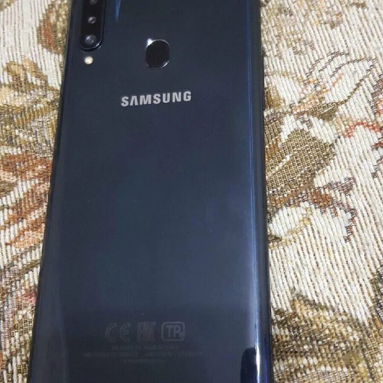 Самсунг а34 2023. Samsung j7 neo 2017 pamyat. Задняя крышка оригинал на с20 ультра. Самсунг а31. Галакси авито великие луки.