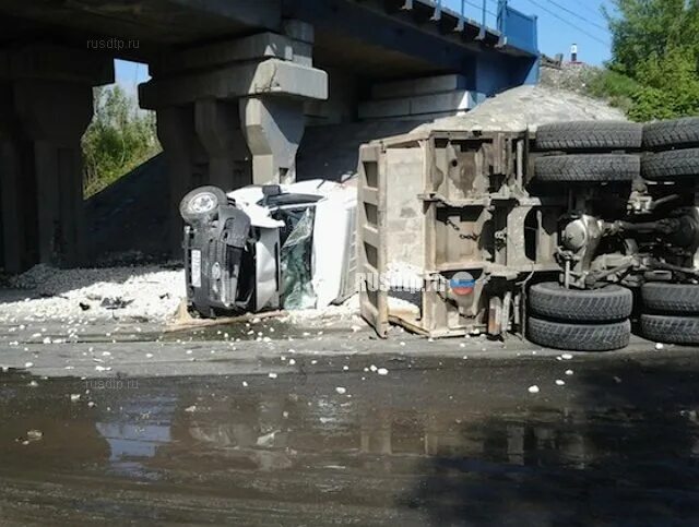Пробка м5 жигулевск сейчас. Пробка на Жигулевской ГЭС. Пробки на ГЭС Жигулевск.