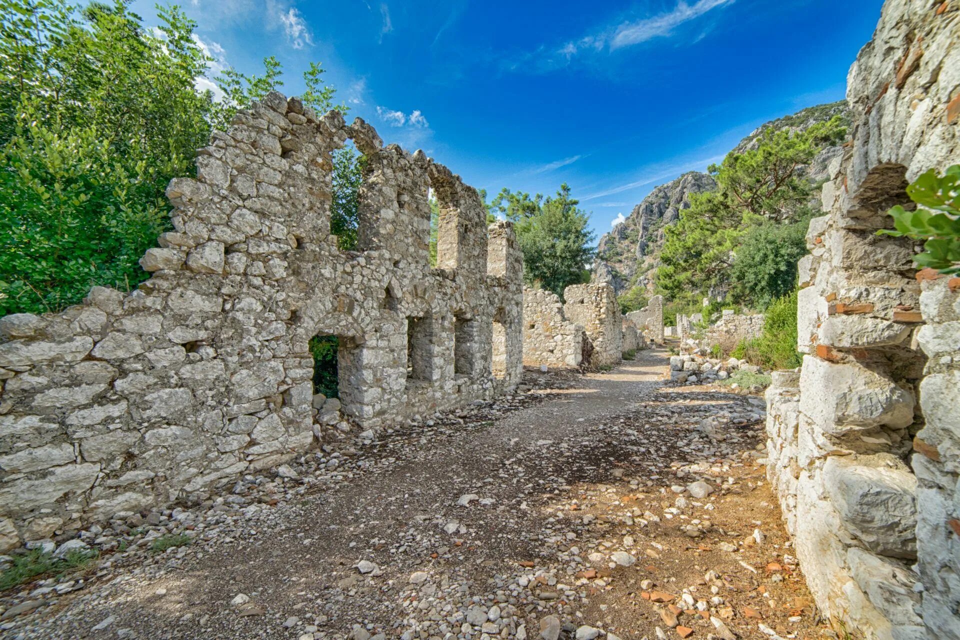 Перге аспендос. Храм летоон турция. Перге турция. Батман город в турции. Античный город олимпос.