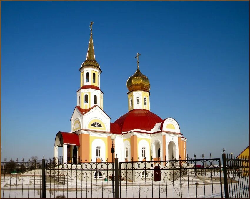 Последние новости грайворонского района белгородской области. Головчино Грайворонский район Белгородская область. Село Головчино Грайворонский район Белгородская область. Головчино Церковь. Храмы Белгородской области.