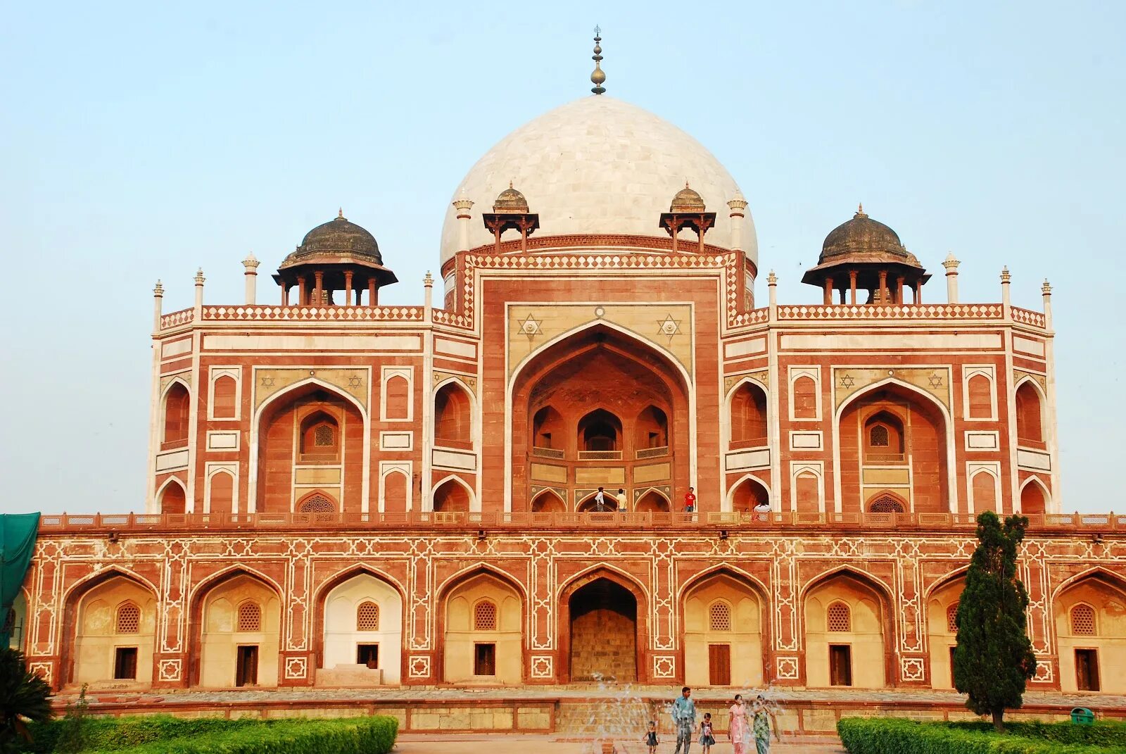 The oldest monuments are