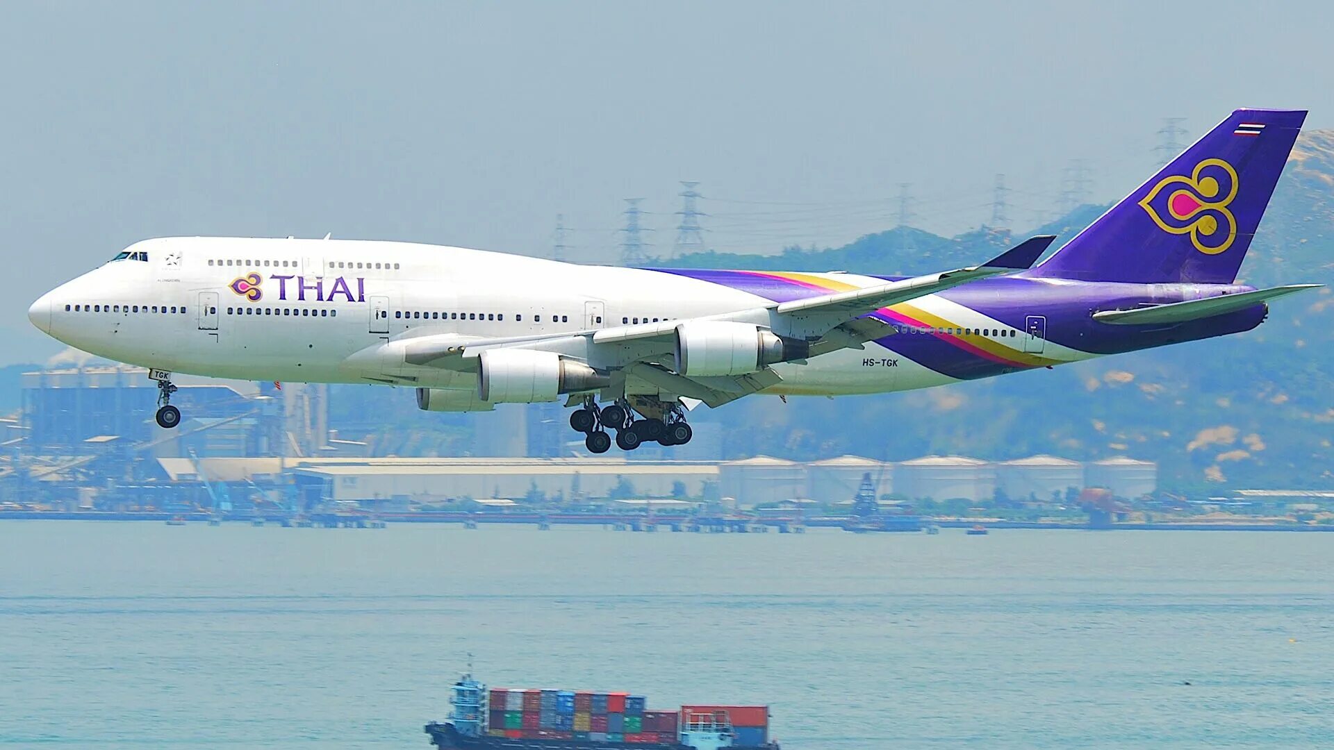 Thai Airways география полетов. Самолет тайские авиалинии. Авиакомпании Тайланда. Авиакомпания Thai.