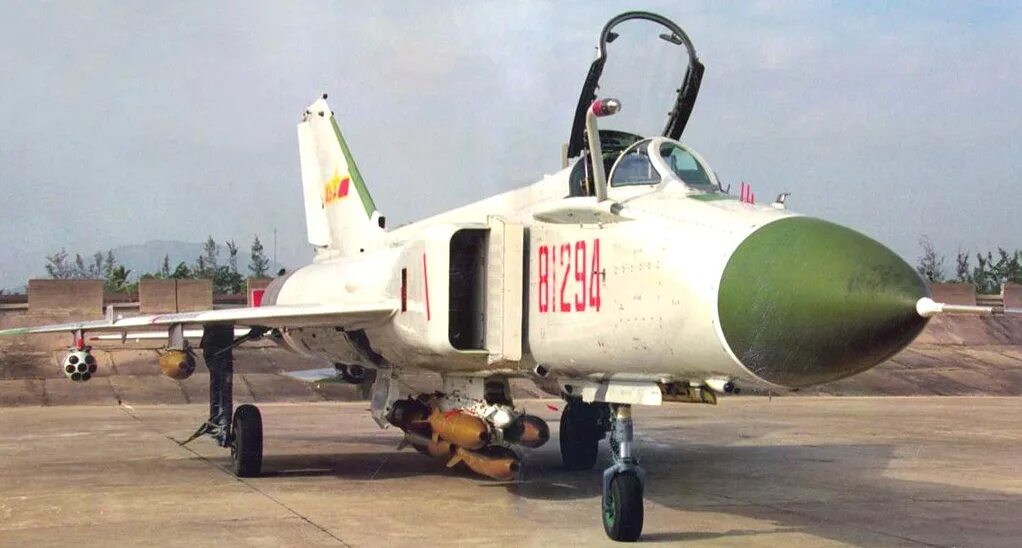 C ii ii ii 8. Shenyang j-8f ВВС КНР. J-8 истребитель Китай. J-8ii самолет Китай. Shenyang j-8 Finback.