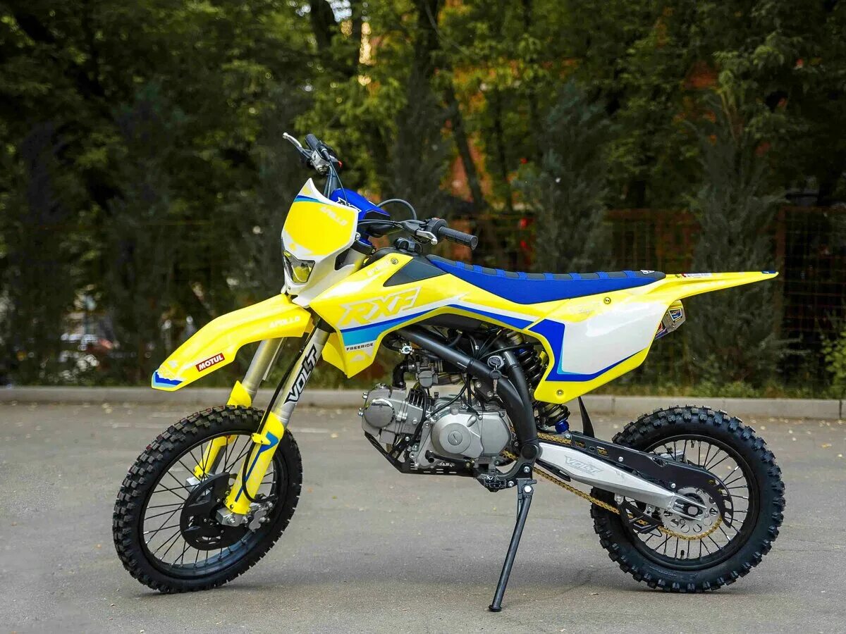 Ycf 190 daytona. Motoland xt 125. Чёрножолтые питбайки. Питбайк regulmoto seven. Питбайк lifan 125.