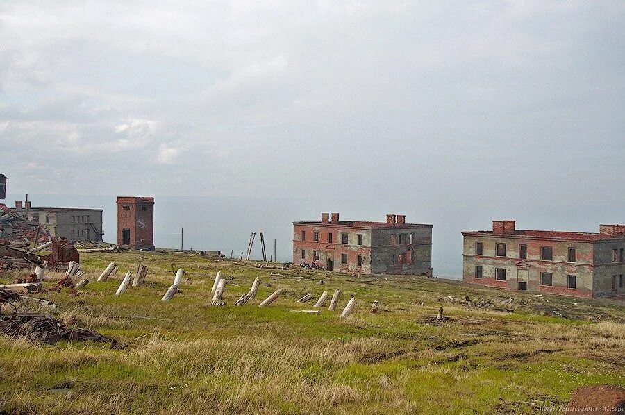 Поселок западный. Посёлок Западный Норильск. Заброшенный поселок Заполярья. Норильск посёлок Западный Норильск посёлок Западный. Заброшенные города Заполярья Алыкель.