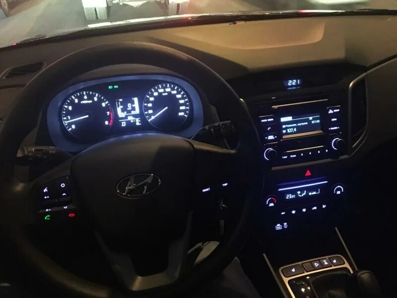 Hyundai creta панель. Hyundai Creta приборная панель. Hyundai Creta 2 салон ночью. Hyundai Creta 2 салон подсветка. Hyundai Creta 2021 салон ночью.