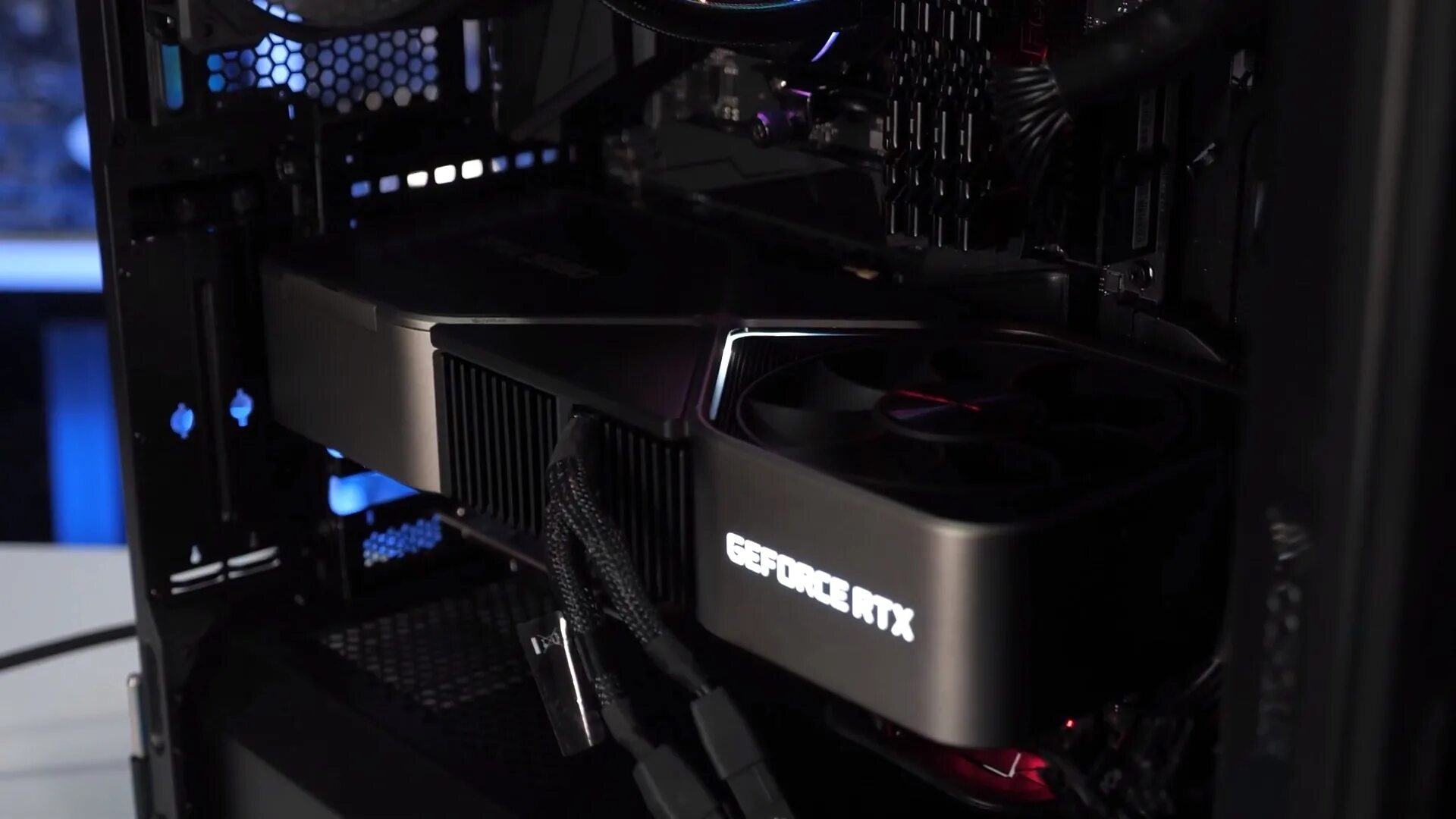Системный блок rtx 3090. Geforce rtx 3090. rtx 3090 в пк. rtx 3090 в корпусе. видеокарта 3090 в пк.