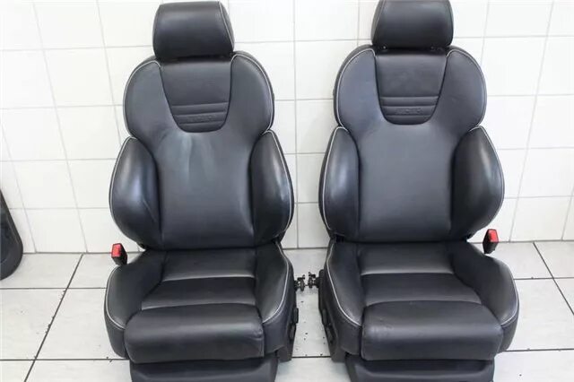 Сиденья ауди а6 с5. Recaro a6 c5. Audi a6 c5 Recaro. Сиденья Recaro Audi a6 c5. Audi a6 c5 салон рекаро.