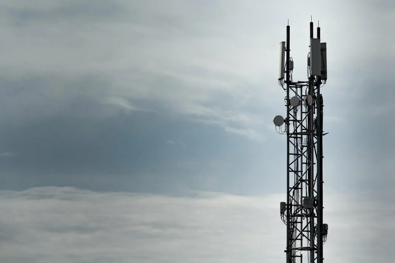 Вышки 4g и 5g. Вышки сети 4g в селе. Вышка сотовой связи 5g. Мачта сотовой связи 5g. Вышки 5g в башкирии.