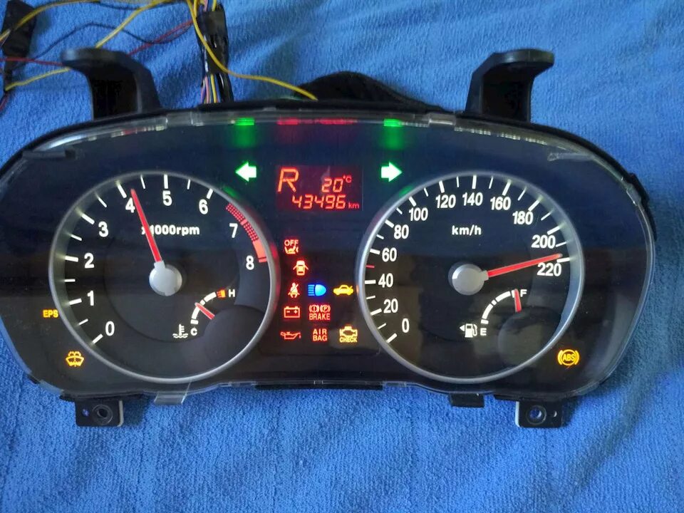 Приборная панель хендай акцент тюнинг Замена шкал приборной панели. Hyundai Accent (2G), 1,5 л, 2007 года стайлинг D