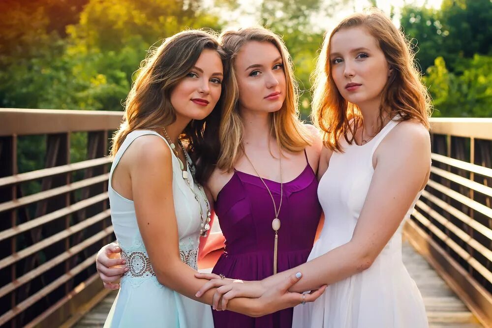 Three sisters. Three sisters Photoshoot. Фото сестры зильверт. Фото сестер Ниллето. Sister