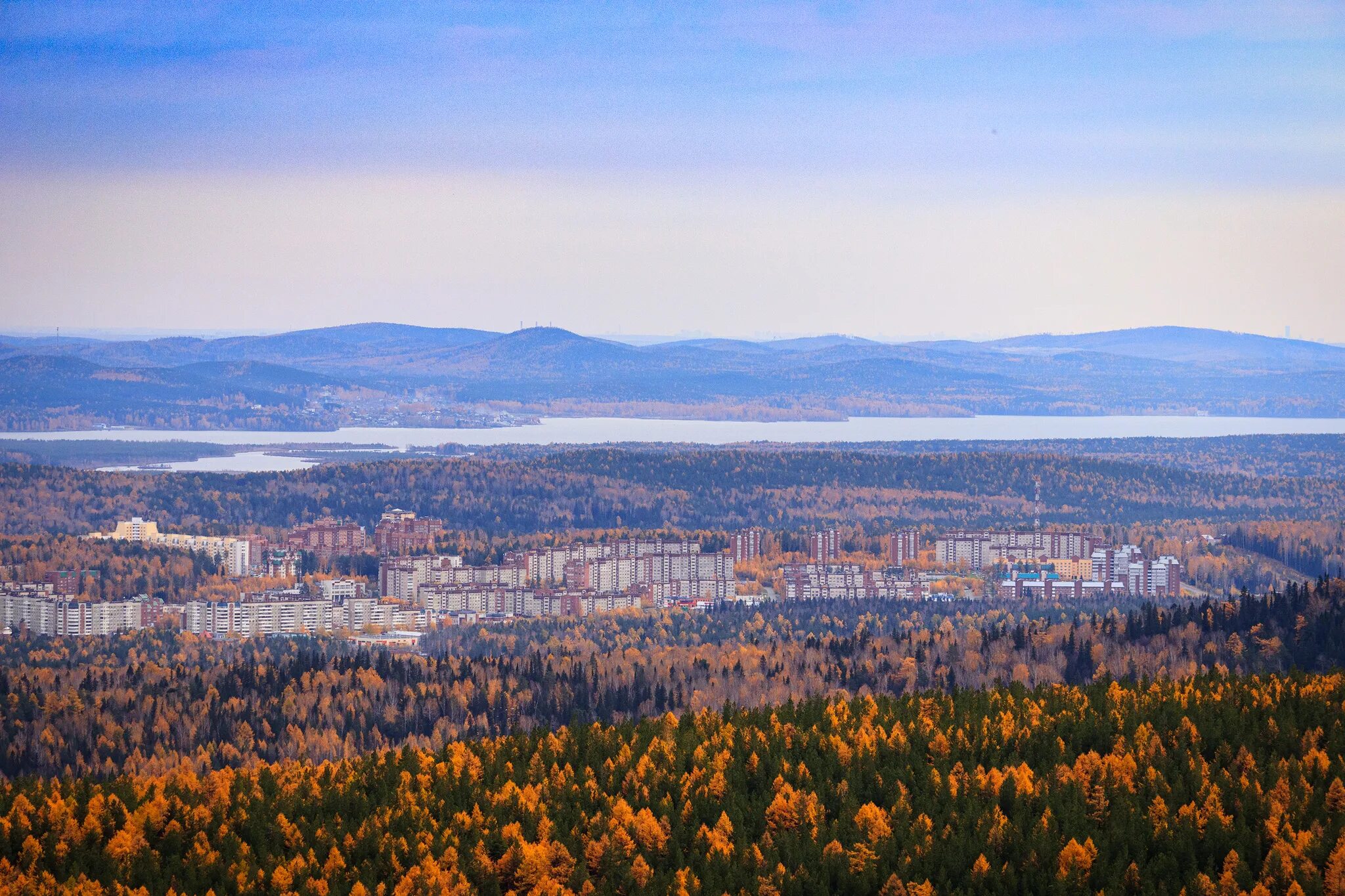 Гора уральская в новоуральске. Новоуральск сотовых. Новоуральск сотовых. Новоуральск свердловская область. Свердловская обл, г.