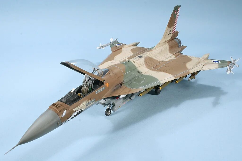 48 1 48 1 решение. Стелс f 16. F16 Моделист. F-16 Tamiya 61101. F-16 1/72 Моделист.