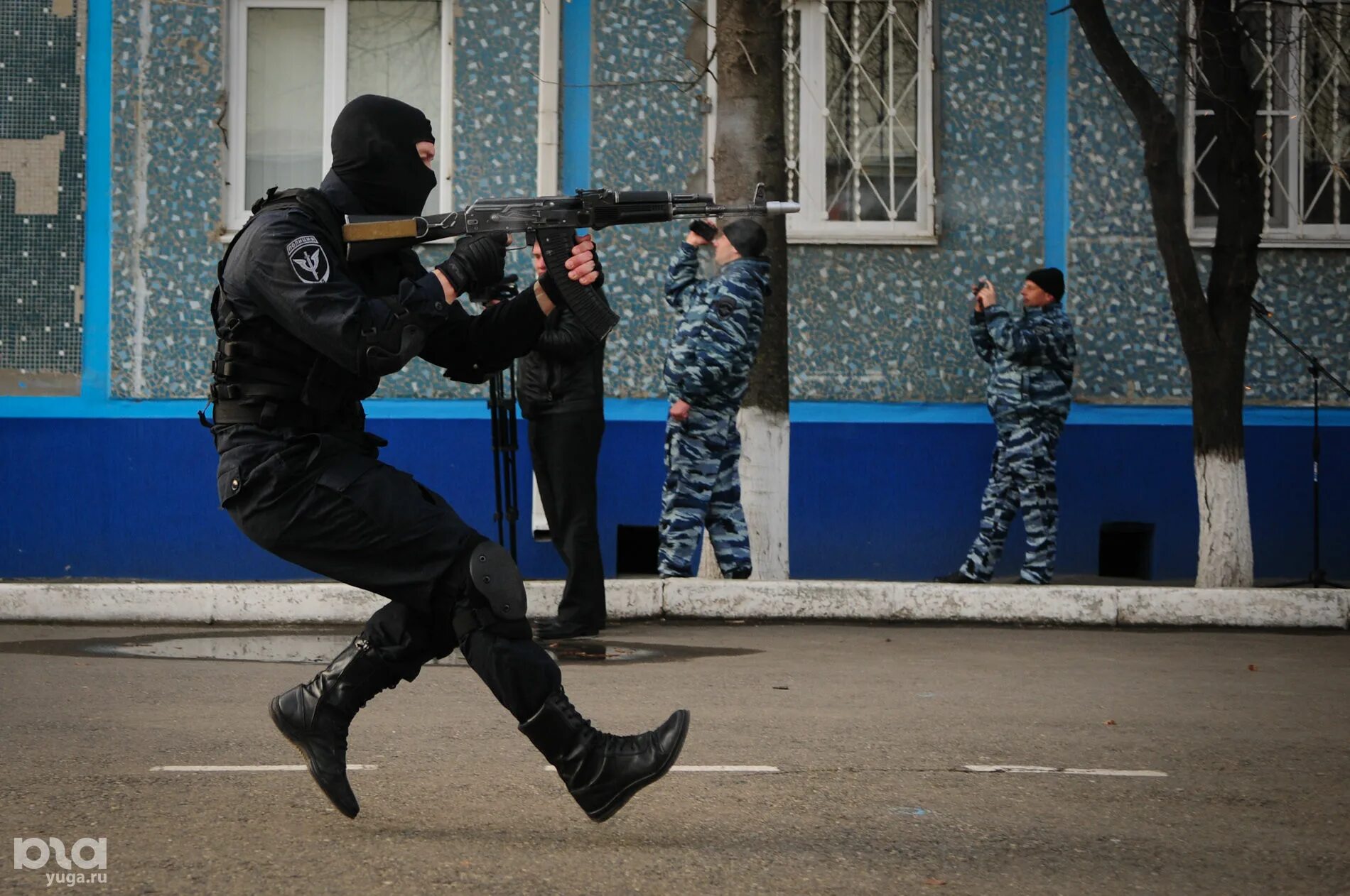 Можно ли попасть в омон. Омон (россия). полиция россии омон. боец омона. омоновцы красивые.