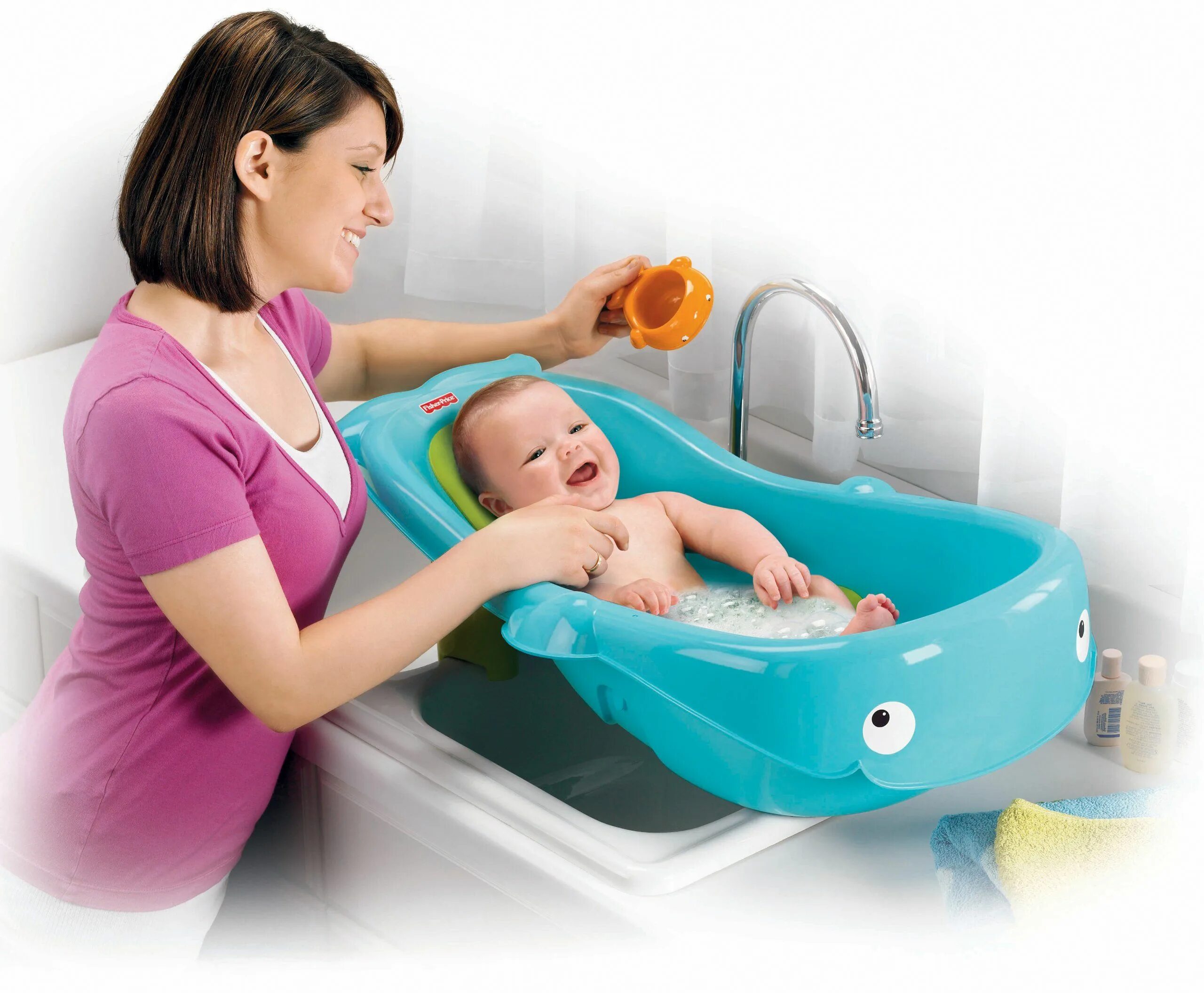 Ванночка для новорожденных вода. Ванночка для купания. Детская ванночка для купания. Ванночка для новорожденных. Ванна для новорожденных.