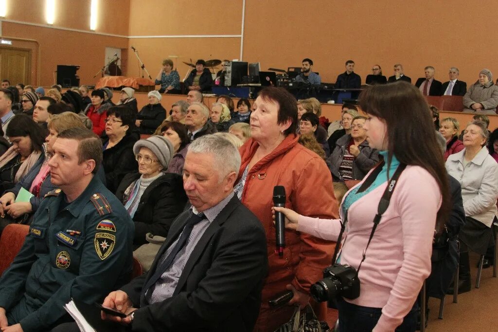 Погода в оржицах ломоносовского. Оржицы школа Ломоносовский район. Администрация Оржицы. Комитет по образованию Ломоносовского района. Ежегодный отчет перед населением.