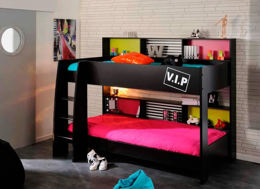 Двухъярусная кровать для девочек двухэтажный. Двухъярусная кровать для девочек. Двухэтажная кровать. Кровать для девочки. Двухъярусная кровать для детей.