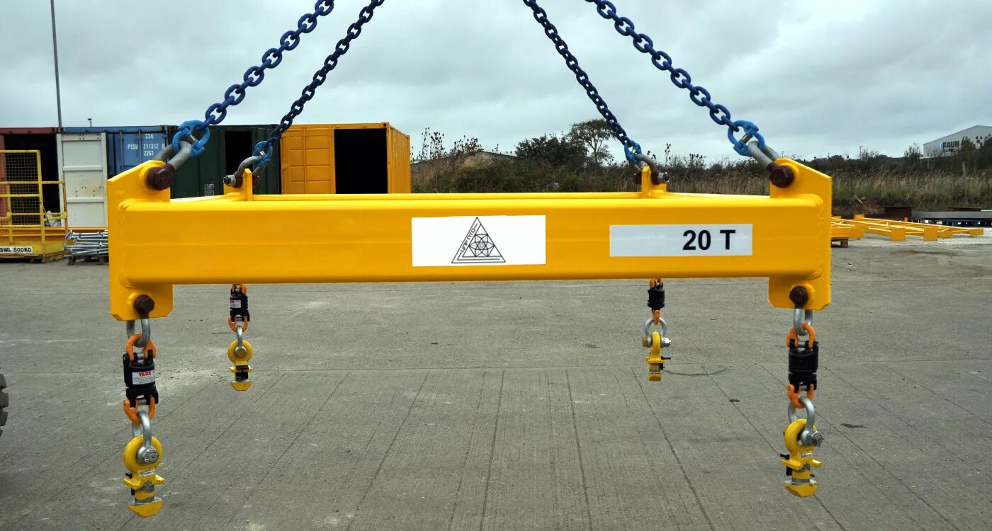 Мостовой кран с траверсой. Траверса мостового крана. Траверса грузоподъемная 30 тонн. Траверса трв-1. Траверса для подъема крановой кабины.