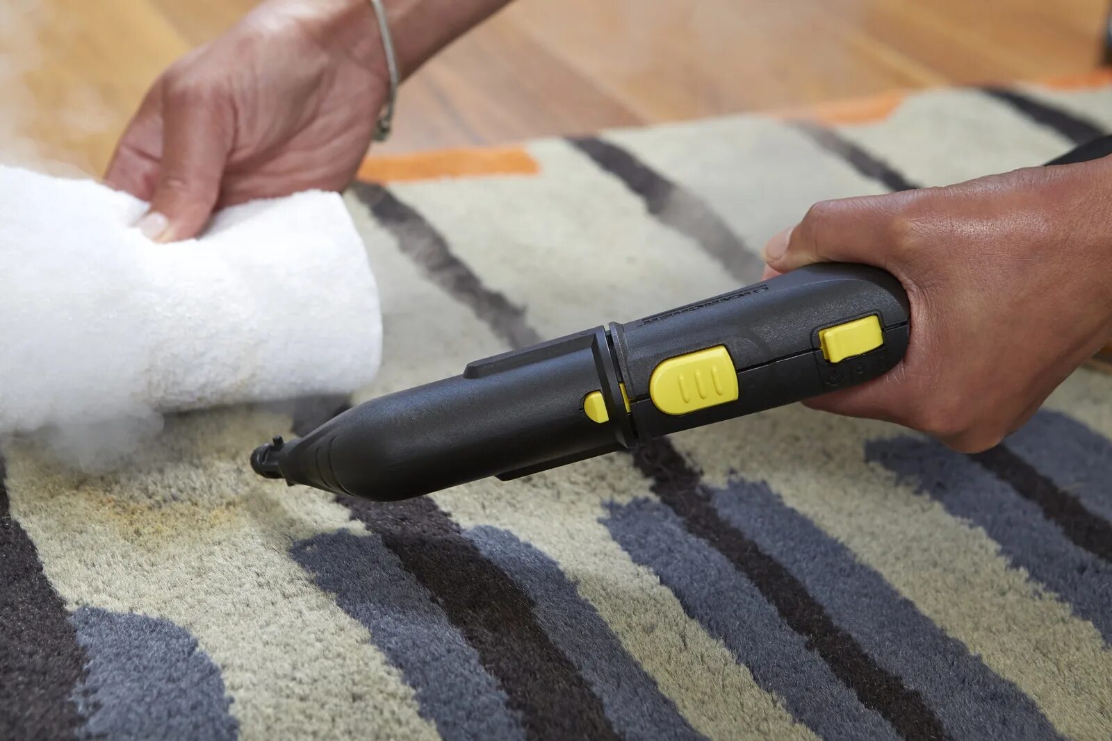 Пароочиститель керхер для ковров. Karcher sc5. Karcher sc3 easyfix premium. Насадка sc2 karcher для ковров. Набор обтяжек для ручной насадки пароочистителя karcher.