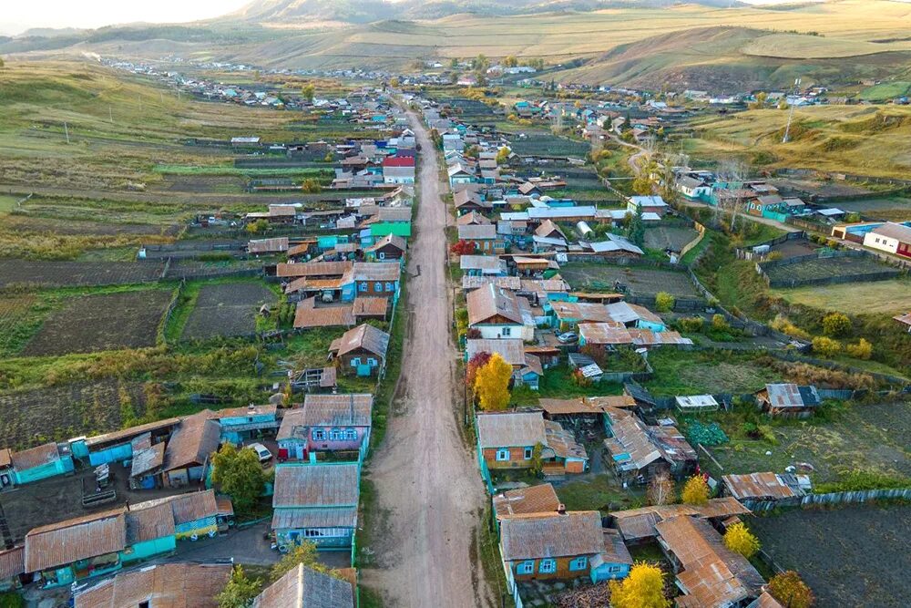 Село в бурятии. Десятниково село красивые деревни России.