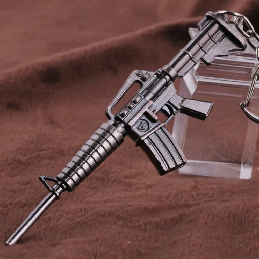 Макеты оружия из металла. Брелок "ак47", металл. Макеты оружия из металла. Пулемет калашникова ак 47. Муляж оружия.