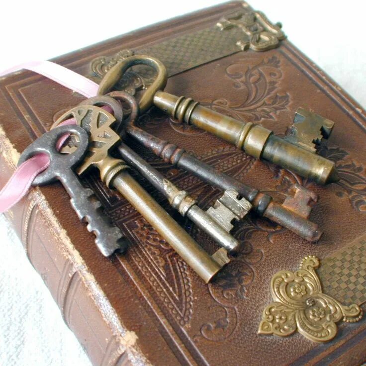 Хранитель ключей. Ключник замка. хранитель ключа. ключник в старину. ключник профессия.