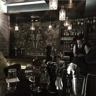Тайный бар