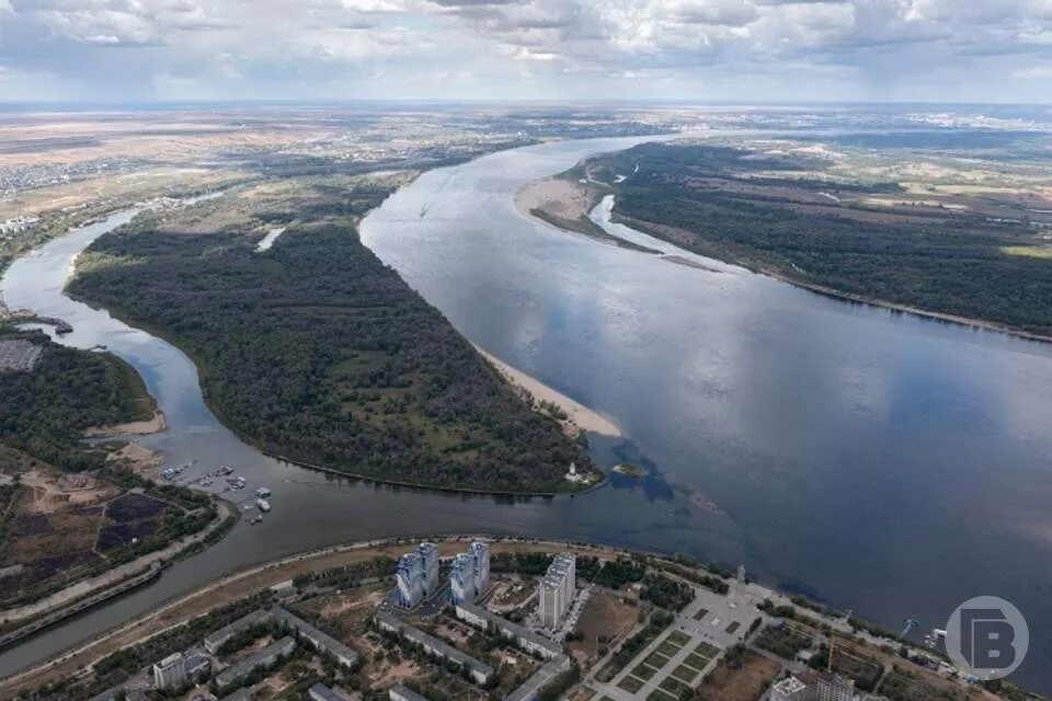 Волгоград остров Сарпинский коса. Каскад Камских водохранилищ. Река Дон Волгоград. Уровень воды в водохранилищах Волго-Камского каскада. Гидроузел пенза показатели