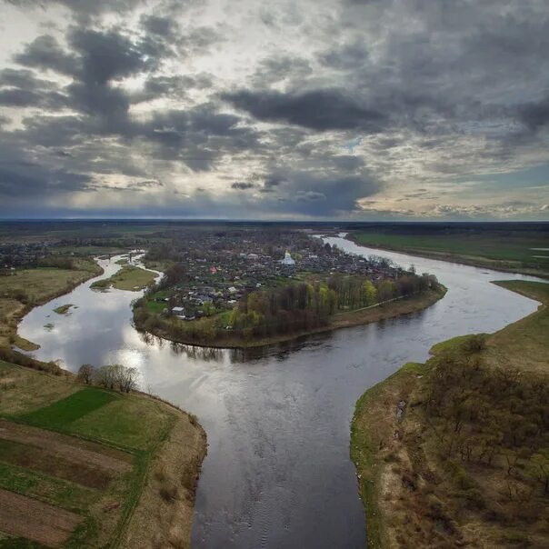 Река зап Двина. Западная Двина река. Западная Двина Русь. Река Дисна Беларусь.