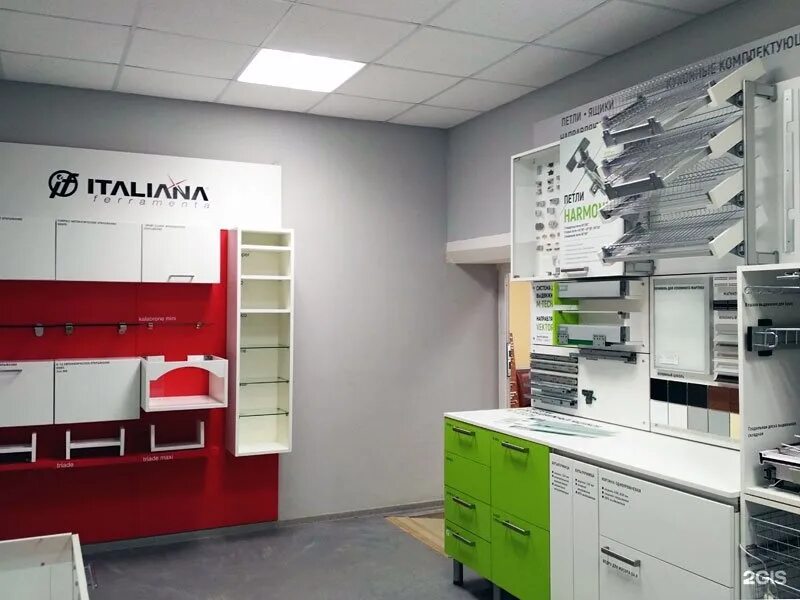 Торговое оборудование для магазинов пряжи. Мебельстрой оренбург. Склад тканей. Магазин тканей фото. Фурнитура на автозаводской.