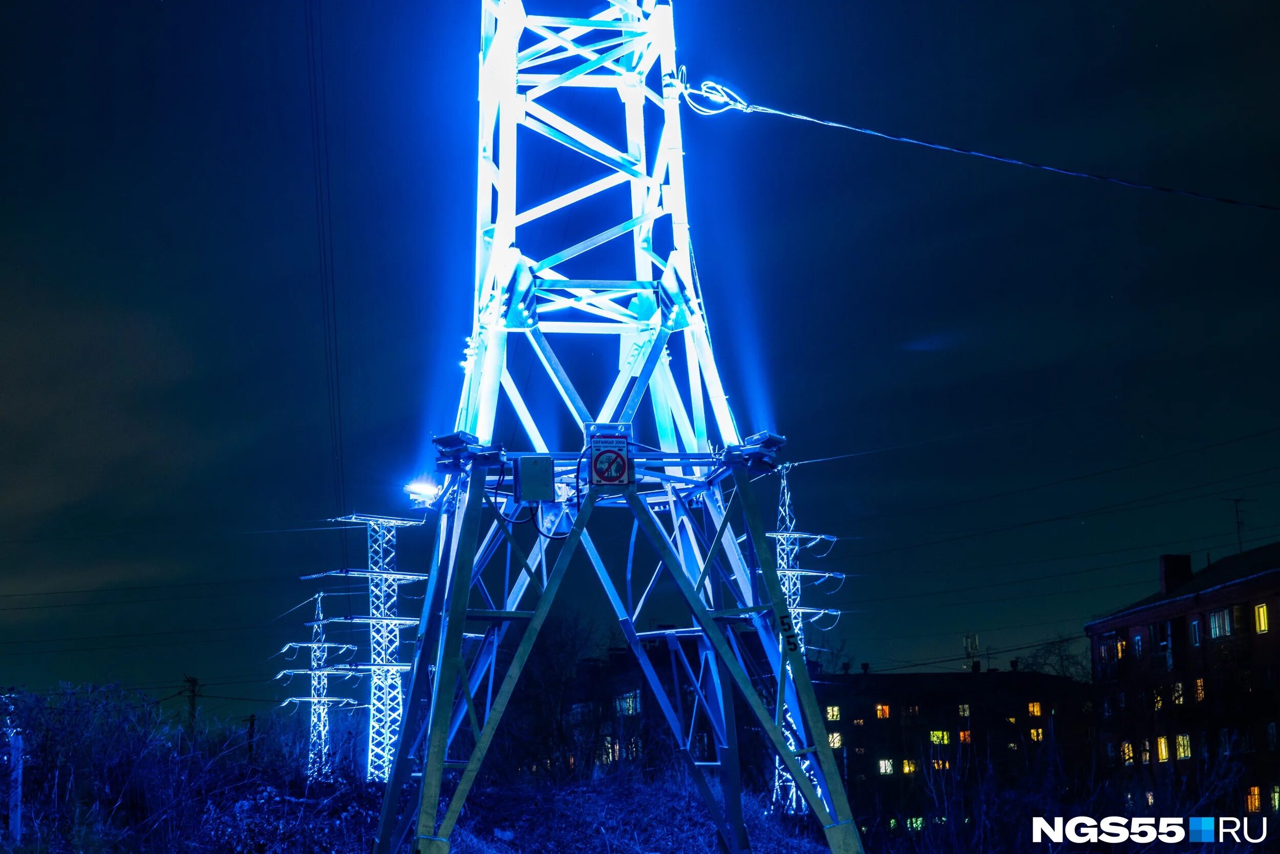 Омск электричество. Отключение электроэнергии омск. Освещение опор лэп. Энергетика омской области. Омск электричество.