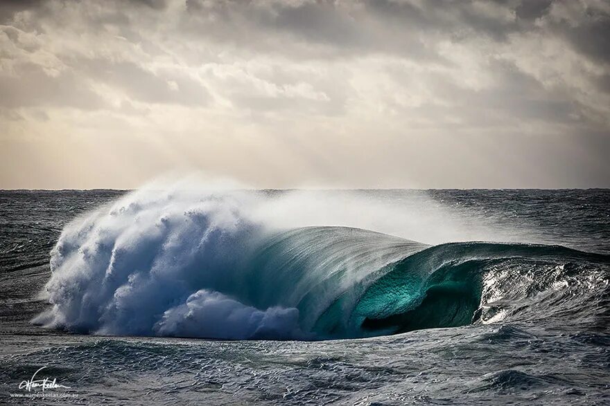 Свет через океан. Уоррен Килан. Уоррен Килан волны. Уоррен Килан фотограф. Море, волны.