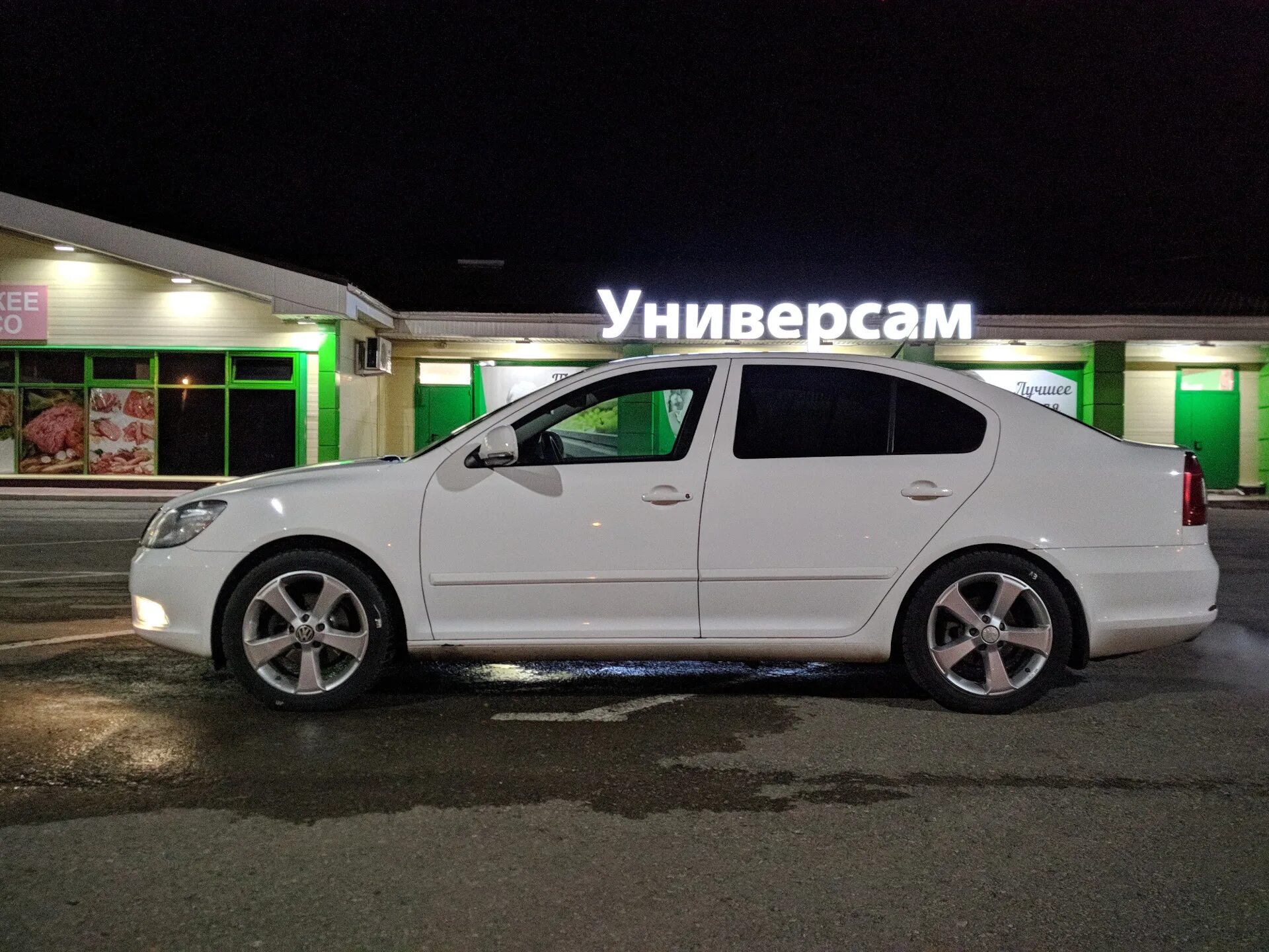 Диск шкода а5. Skoda octavia a5 r17. диски r17 skoda octavia a5. skoda octavia a5 диски rotor.